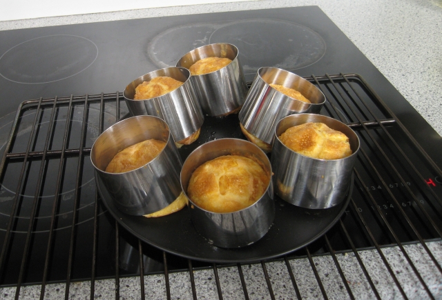 Die Eierspeis-Türmchen sind fertig.