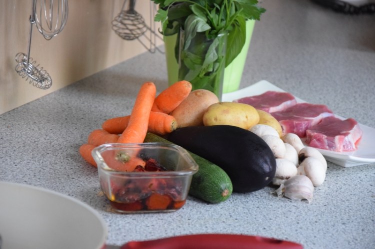 20160418 Kalbskotelett mit mediterranem Gemüse (1)