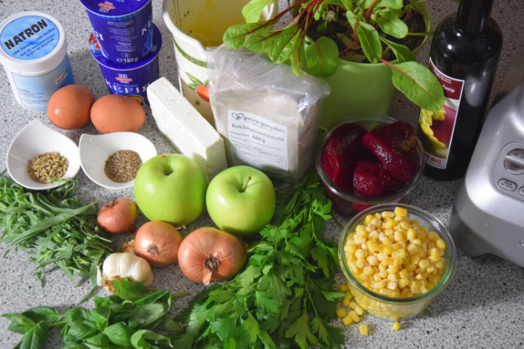 estragon-kuchlein-und-rote-bete-salat-mit-apfel-1
