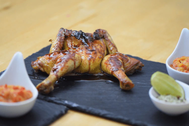 stubenkuken-mit-chilisauce-und-kaffirlimettensalz-18