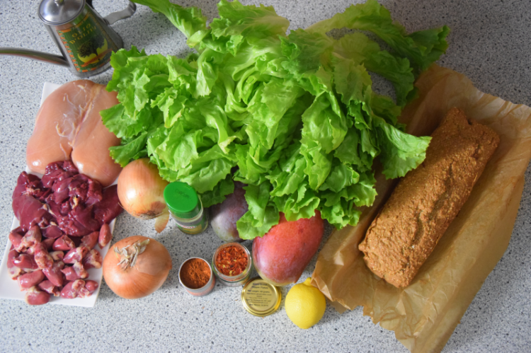 gegrillte-huhnerbrust-herzen-und-leber-1