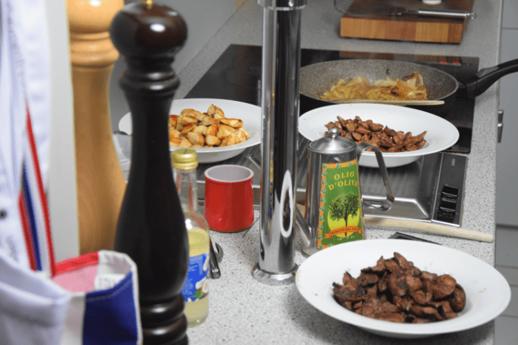 gegrillte-huhnerbrust-herzen-und-leber-2