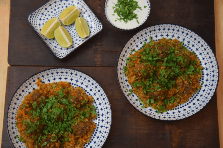 fleischballchen-in-geschmortem-freekeh-4