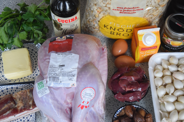 gefullte-pute-brixener-nuss-stollen-2