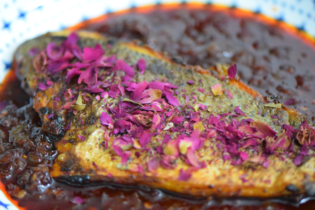 dorade-mit-blumenkohlreis-und-harissasauce-10