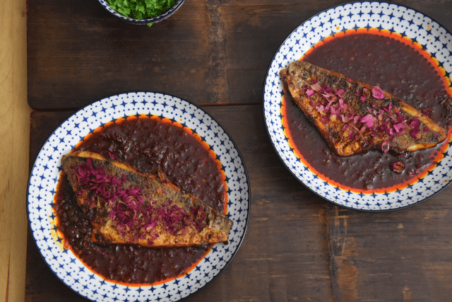 dorade-mit-blumenkohlreis-und-harissasauce-7