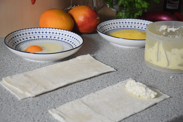 erbsensuppe-mit-ziegenkase-zigarillos-1