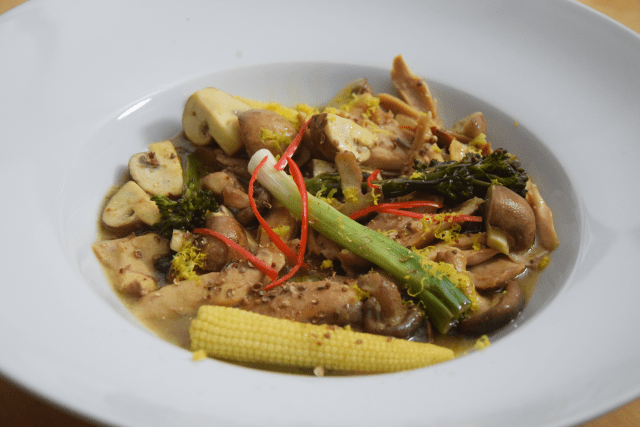 hahnchen-frikassee-mit-champignon-gemuse-7