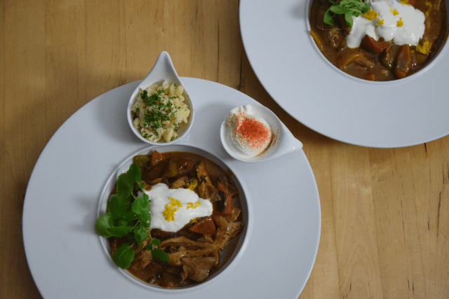 huhnerfrikassee-gulasch-style-6