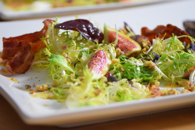 kalbsleber-mit-feigen-frisee-salat-7