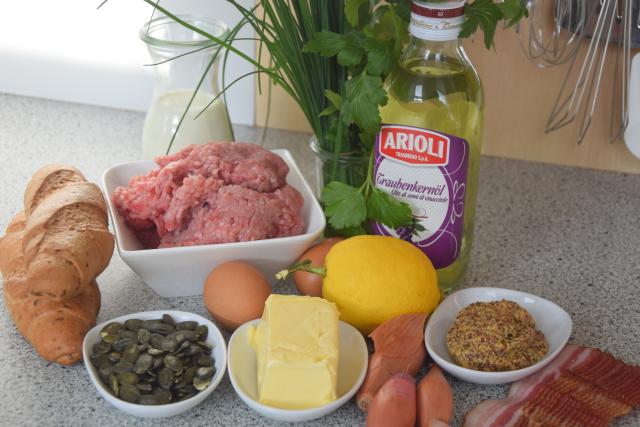 Kürbiskern-Schweinsfrikadelle  (1).png