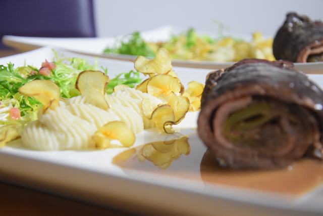 Rinderroulade Oma-Herta-Style – Küchenereignisse Rinderroulade Oma-Herta-Style – Küchenereignisse