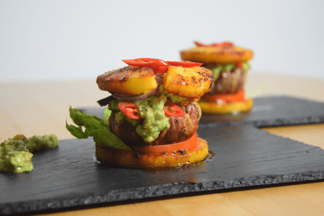 Ananas-Burger mit Avocadocreme – Küchenereignisse