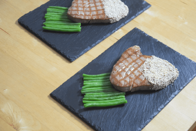 Gegrillter Thunfisch in Sesam (5)