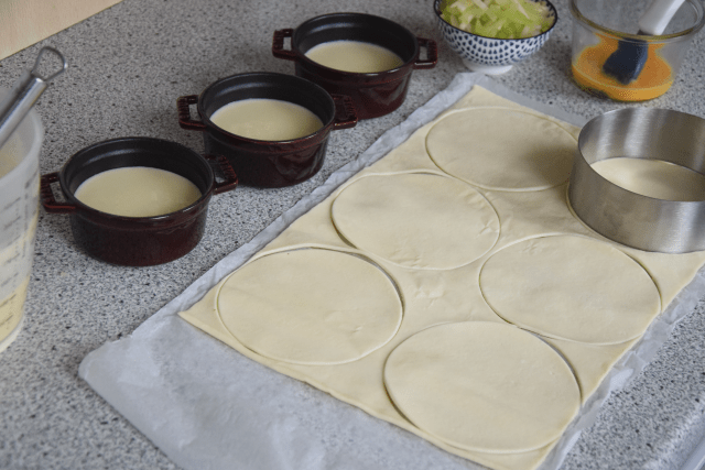 Gepelzte Selleriesuppe (3)