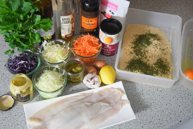 Scholle paniert mit Krautsalat und Sauce Tatar (1)