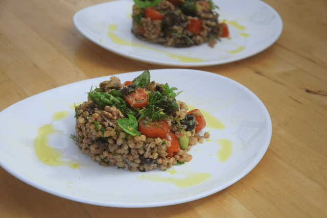 Fregola-Salat mit Spargel und Shiitake-Pilzen (5)