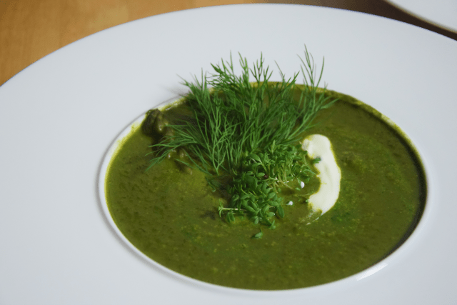 Side A KräutersuppeSide B Altwiener Paulanerwürstel (10)