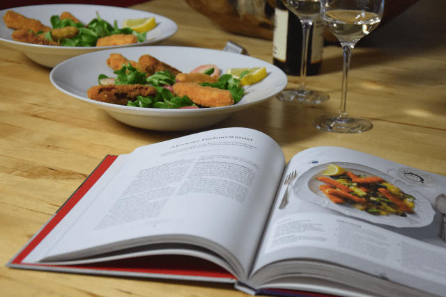 Side A KräutersuppeSide B Altwiener Paulanerwürstel (8)