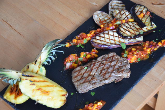 Angus und Melanzani mit Tomaten-Salsa (3)