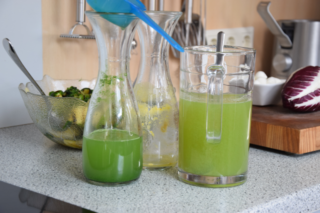 Gegrillter Zucchini-Salat mit Cucumber Cocktail (2)