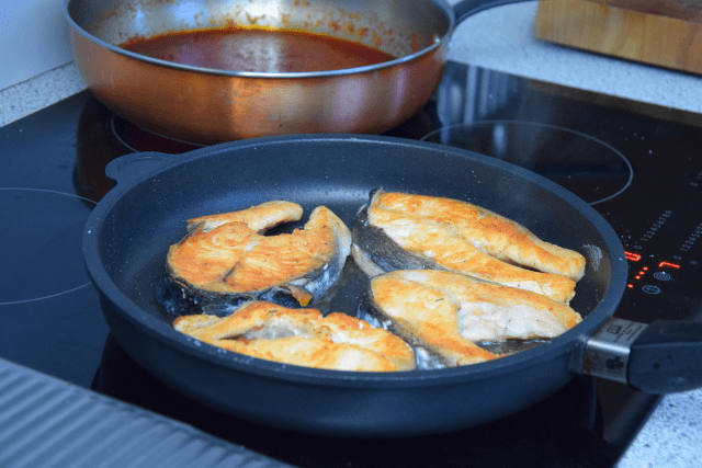 Lachssteak in Chraimeh-Suppe (3)