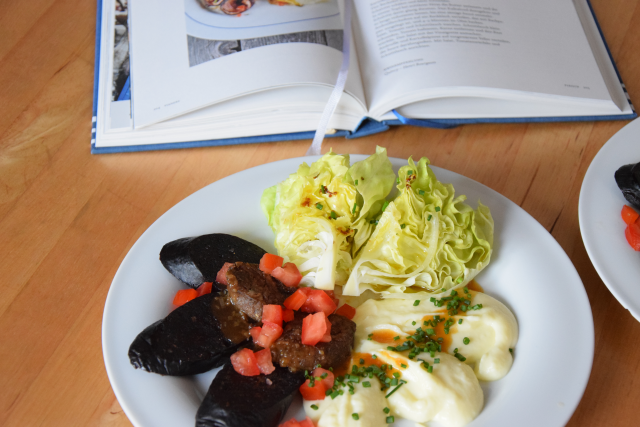 Blutwurst mit Kartoffelpüree (5)