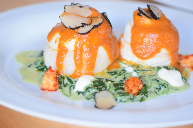 Seezungenfilet mit Sauce Nantua und Spinat (7)