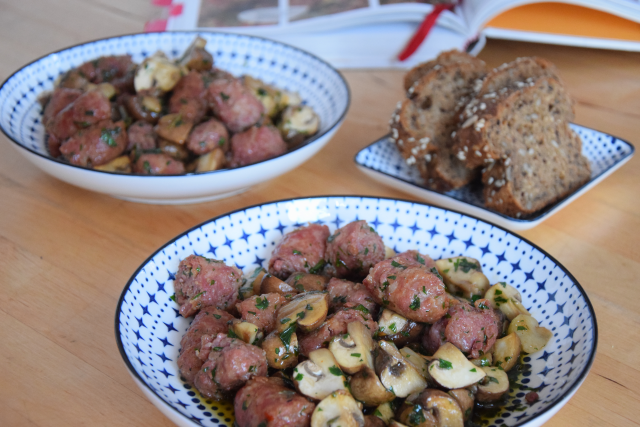 Bratwürste und Champignons (4)