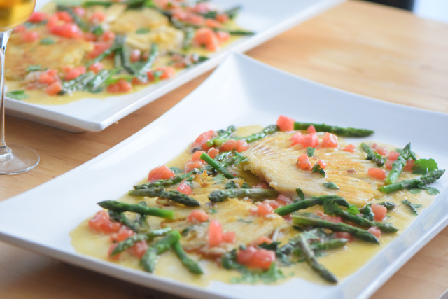 Rochenflügerl mit Sardellenbutter (9)