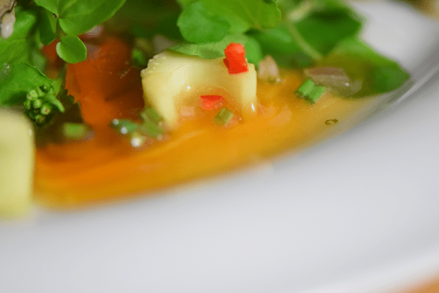 Salat mit Austern, Dashigelee und geröstete Tomaten (13)