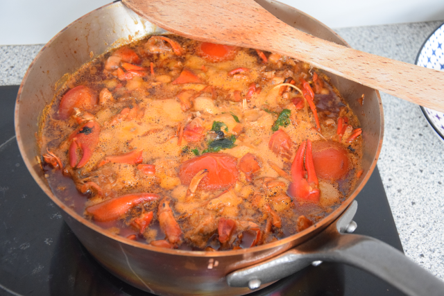 Seezunge mit Flusskrebsen und Sauce Nantua (8)