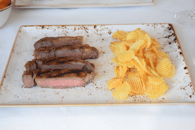 Steak mit Kartoffelwaffeln (8).png