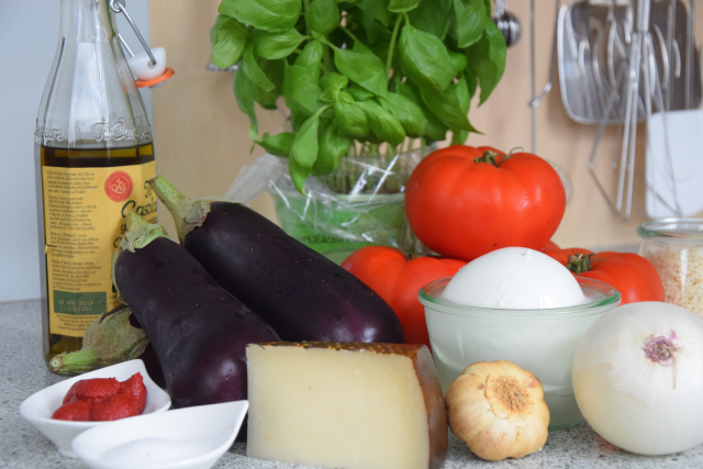 Auberginen-Mozzarella-Gratin (1).png