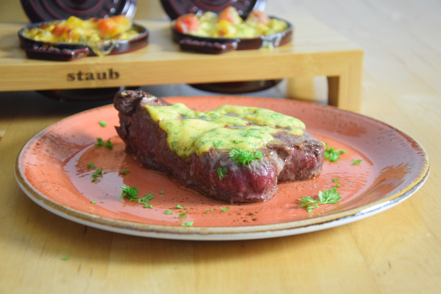 Rindslungenbraten, Dotterbutter, Rüben (4)