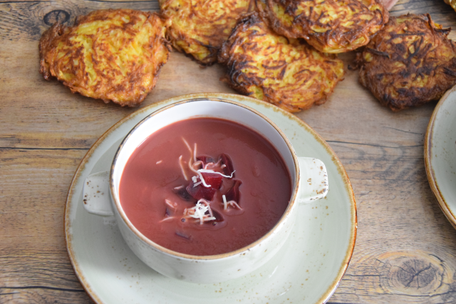 Rote-Bete-Suppe mit Kren (3)