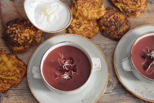 Rote-Bete-Suppe mit Kren (6)