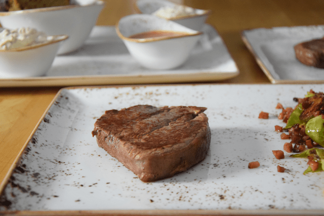 Steak mit geschmolzenen Zwiebeln (5)