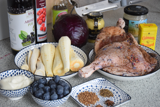 Gans mit Rotkraut-Aronia-Variante (1)