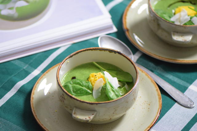 Spinat-Kokossuppe mit Paradieskorn-Chutney (2)