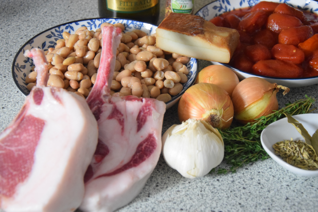 Schweinssteak mit Speckbohnen (1).png