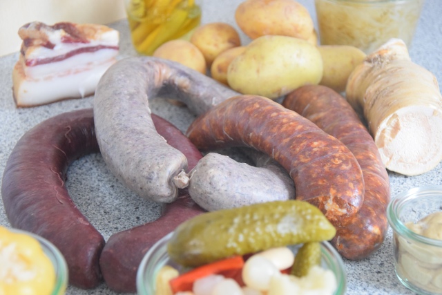 Mangalitza-Blutwurst und -Leberwurst, kolbász (1)