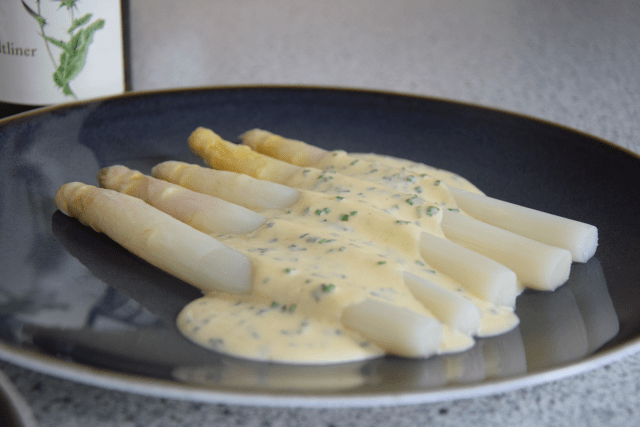 Spargel mit Wiener Schnittlauchsauce (3)