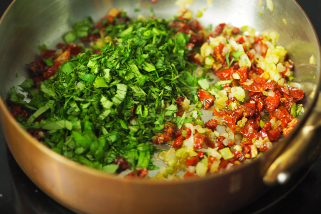 Mit Käse gestopfte Portobellos (3)