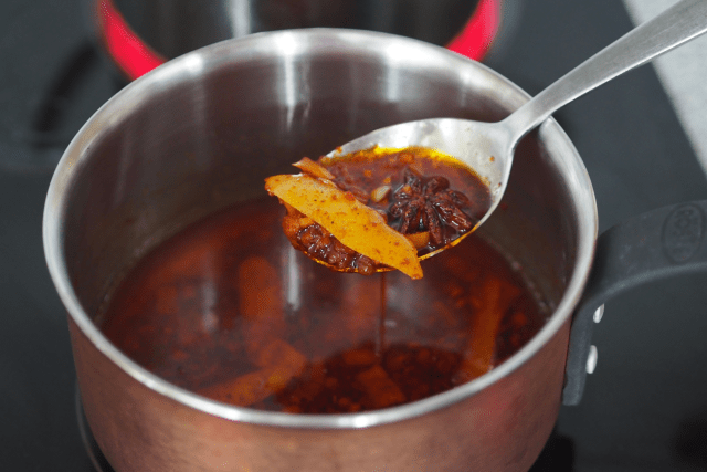 Rote-Linsen-Suppe mit Chiliöl (2)