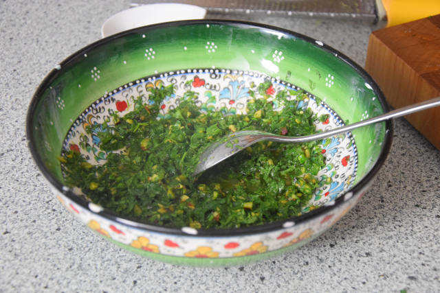 Makrele mit Ingwercreme und Pistazien-Kardamomsalsa (2)