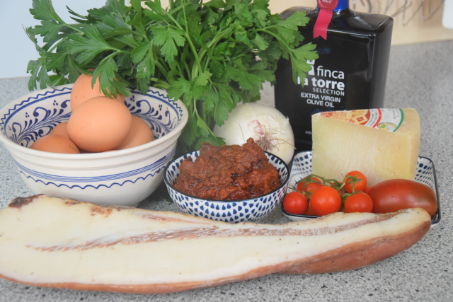 Sofrito-Eierspeise mit Guancale (1)