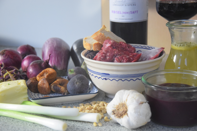 Hirsch, Ribisel und Feige (1)