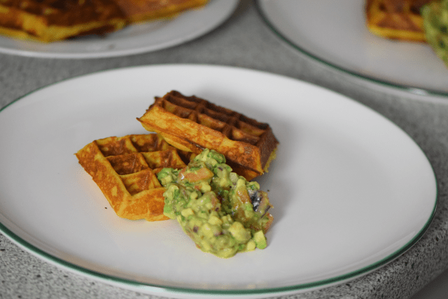 Maiswaffeln mit Guacamole (4)