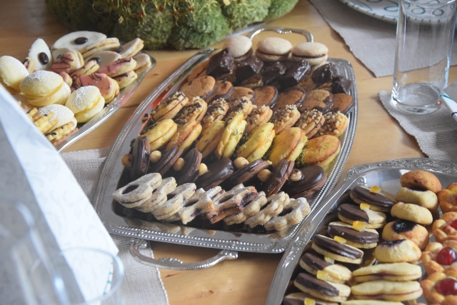 Edelhirschgulyás mit Riesenfingernudeln und Rotkrautknödel (4)